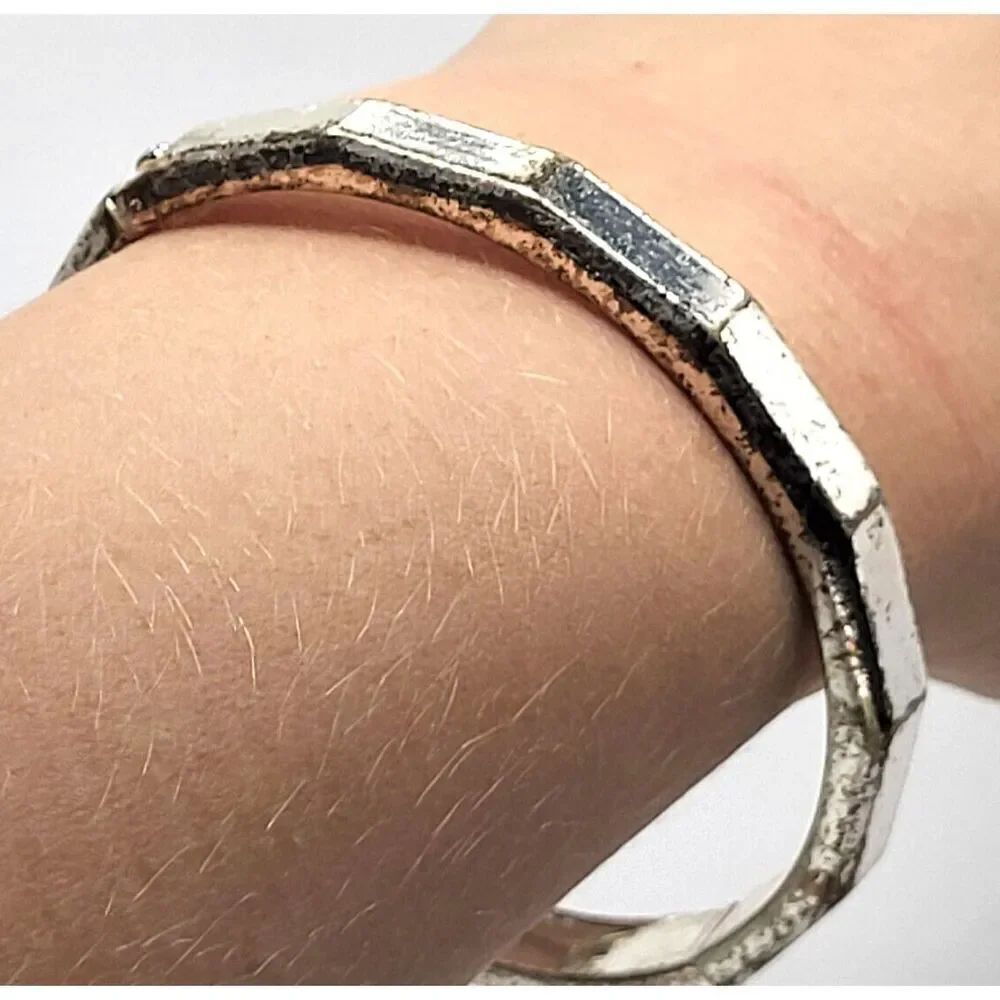 Vintage 90s Hinged Silver Faceted Bracelet 2.3in diameter